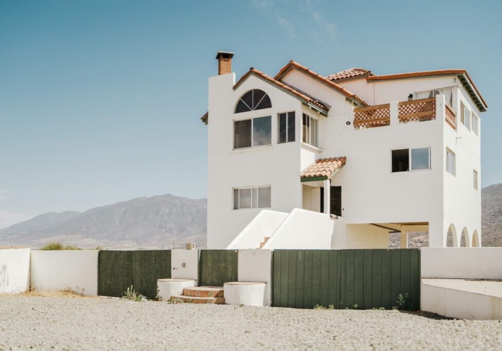 Discover how a Nevada home warranty from HomeMembership helps you tackle desert climate challenges, ensuring your home stays safe and functional.