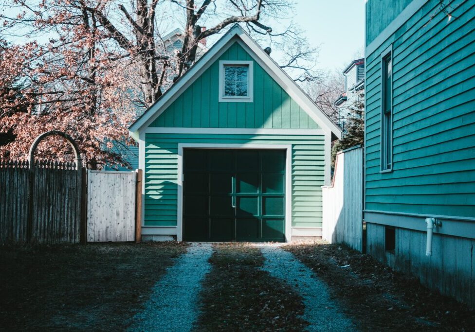 4 Factors That Determine the Cost of Garage Door Replacement