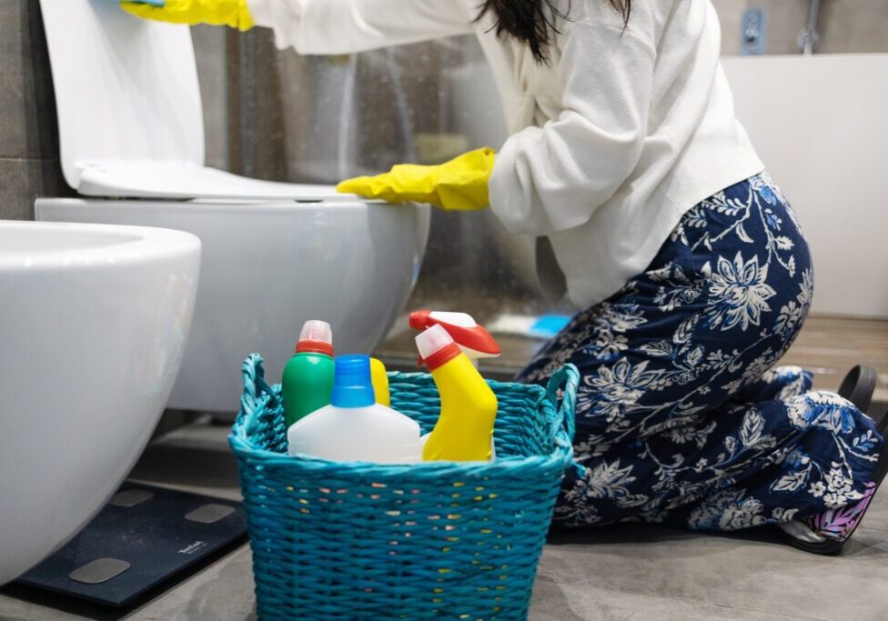 Learn effective strategies to stop mold and mildew growth in your bathroom, enhancing your home’s health and cleanliness.